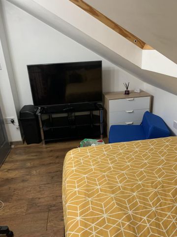 3 bedroom lodge to rent - Photo 2