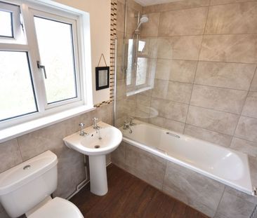 Lands Road Pinhoe, Exeter - Photo 5