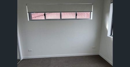 CHERMSIDE 2 BEDROOM UNIT - Photo 4