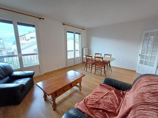 Location Appartement 3 pièces 65m² MILLAU 12100 - Photo 1