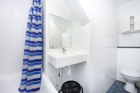 2 bedroom maisonette to rent - Photo 5