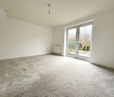 Beck Bridge Lane, Bradford, Allerton - Photo 1