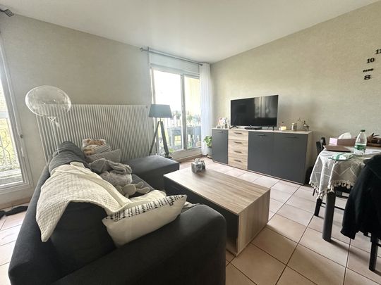 Location Appartement 3 pièces 70m² BEAUMONT 63110 - Photo 1