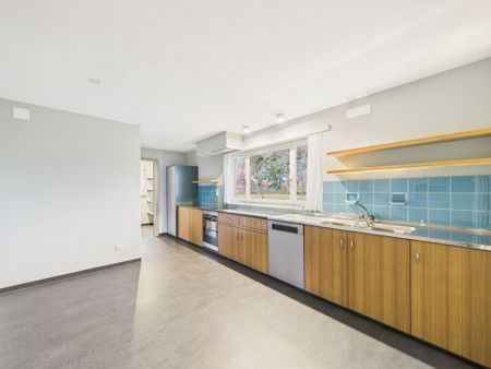 Light and spacious 4.5-room single-family house in Wartau - Photo 5