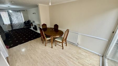 3 bedroom house to rent - Photo 4