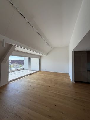 4.5 Zimmer, 121 m², 2. Stock - Photo 1