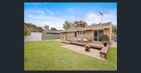 Comfortable Family Home - Photo 2