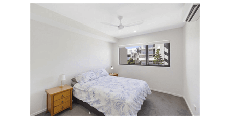 EXECUTIVE STYLE - LEVEL 4 - 2 BEDROOM APARTMENT - Photo 3