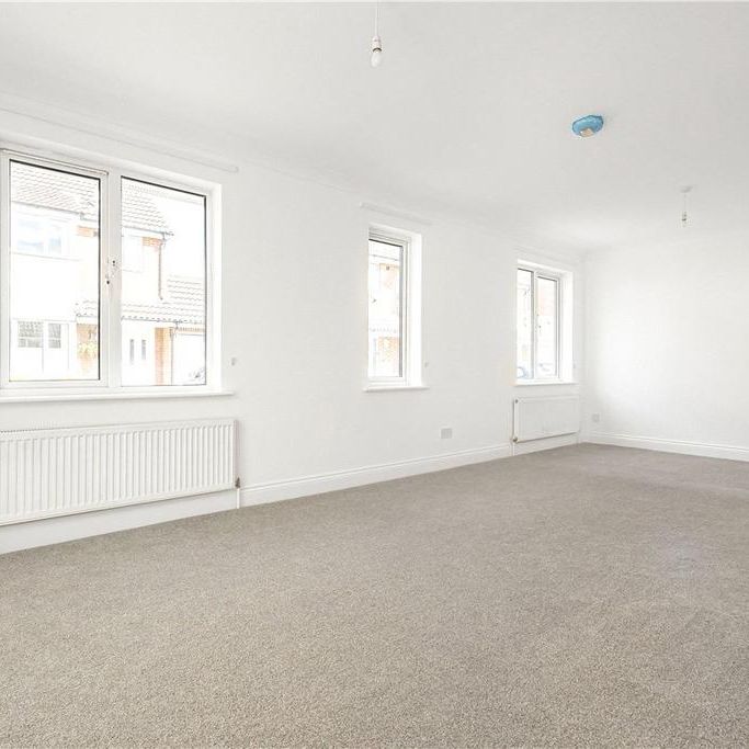 2 bedroom bungalow to rent - Photo 1