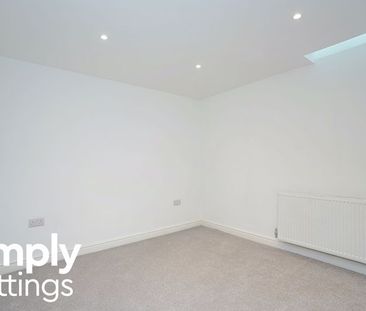 2 Bed property for rent - Photo 4