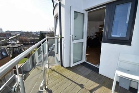 1 Bed Flat, Arthur Road, SW19 - Photo 5
