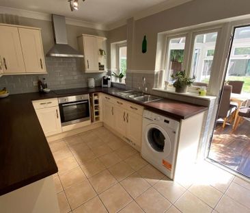 2 bedroom terraced house to rent - Photo 3