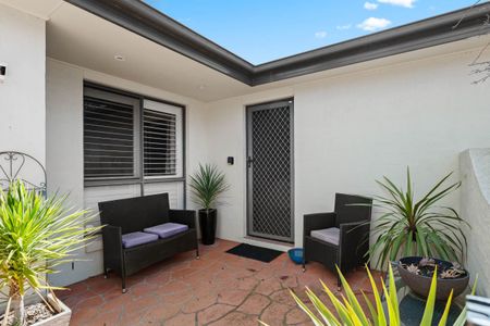 16 Rex Street - Photo 4