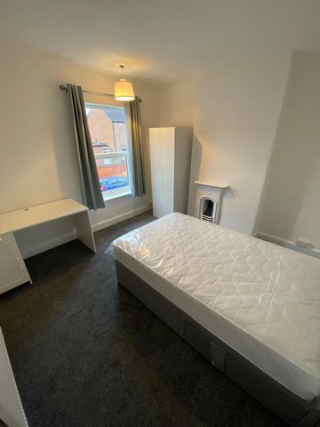 71 Leopold Street - Spacious 2 bedLoughborough - Photo 3