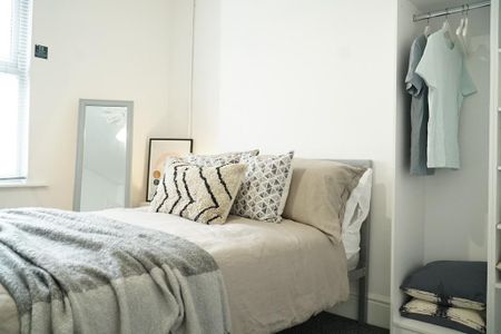 6 bedroom house to rent - Photo 4