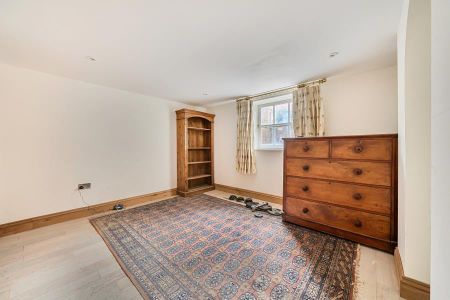 4 bedroom terraced house to rent - Photo 3