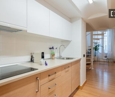 madrid, Community of Madrid 28012 - Photo 1