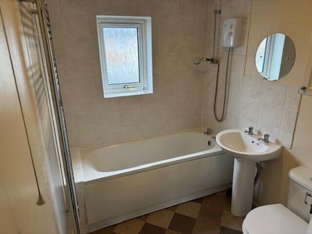 1 Harrys Way, Wisbech - Photo 2