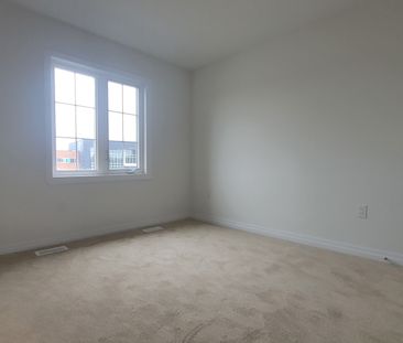 For Lease - 143 Northglen Boulevard, Clarington, Ontario - Photo 6