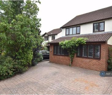 1 bedroom in a house share to rent - Photo 6