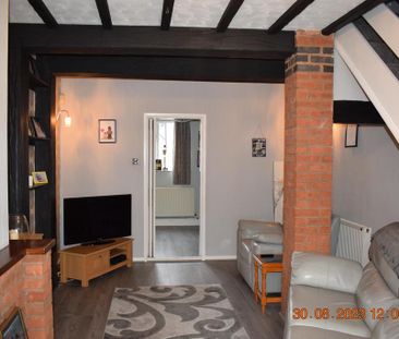 2 bedroom terraced house to rent - Photo 3