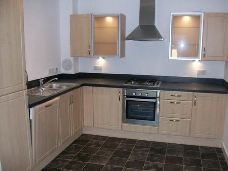 2 bedroom flat to rent - Photo 3