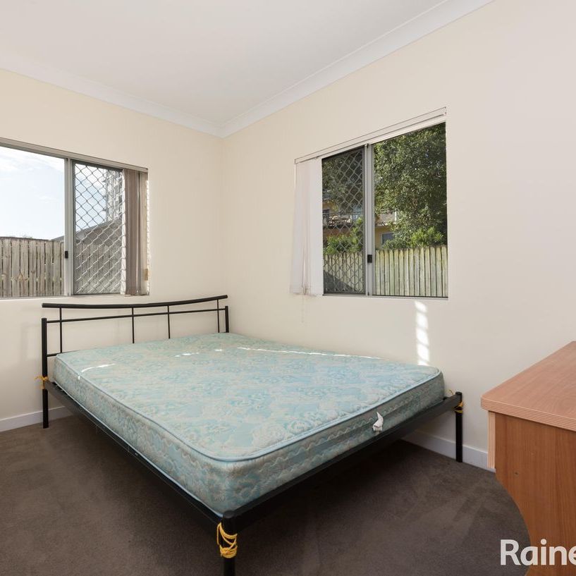 2/32-36 Lissner Street, Toowong, QLD 4066 - Photo 1