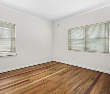 Delightful Family Home in a Sought After Area - Photo 5