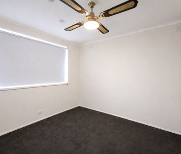 Well-Appointed Family Home with Dishwasher & Comfort Living in Cran... - Photo 5