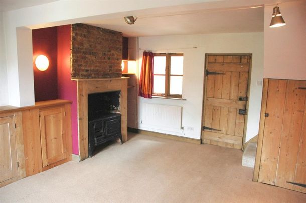 Park Terrace, East Challow, Wantage - Photo 1