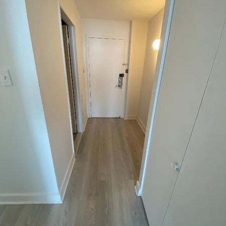 Laval 3 1/2 , Tout Inclus - Metro Monmorency - Photo 4