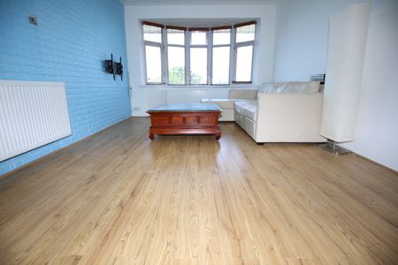 3 bedroom bungalow to rent - Photo 2