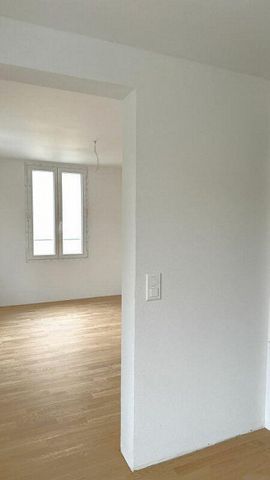 Frisch sanierte 2.5 Zi-Wohnung - Photo 4