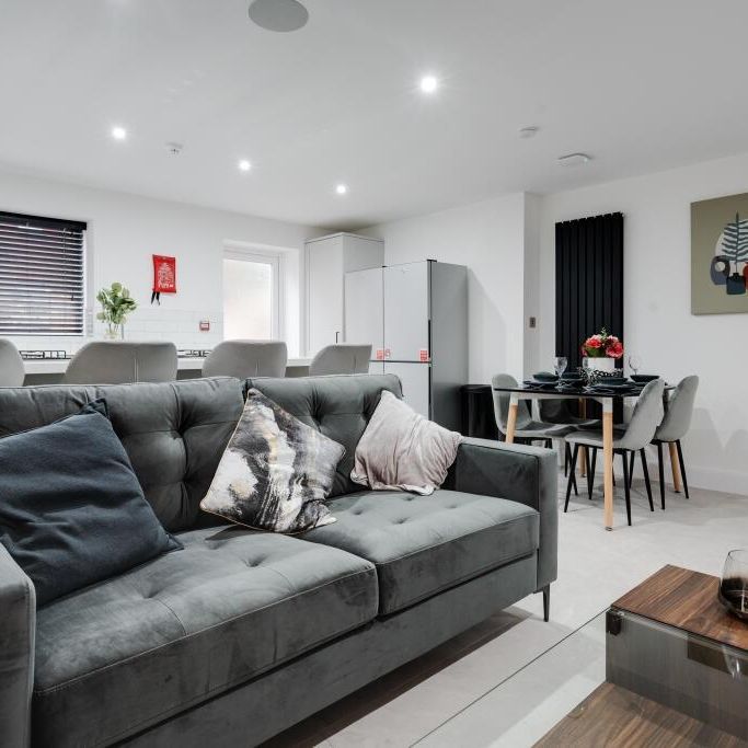 6 bedroom house to rent - Photo 1