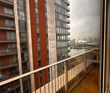 Room in a Shared Flat, Western Gateway, E16 - Photo 6