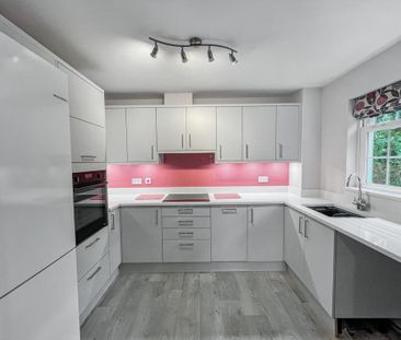 2 bedroom retirement property to rent - Photo 6