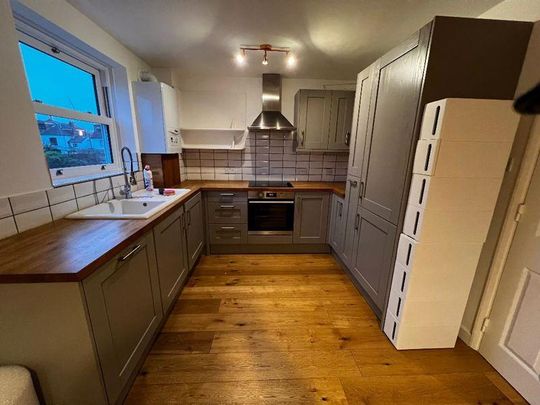 2 bedroom property to rent - Photo 1