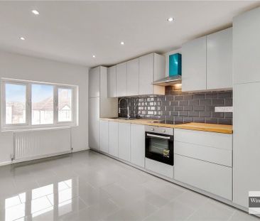 3 bedroom apartment to rent - Photo 2