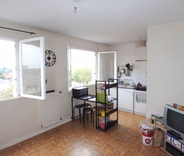Location Appartement 1 pièce 24m² - Photo 2