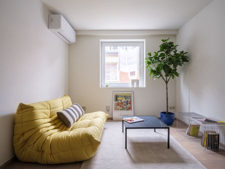 Ideaal gelegen cityflat vlakbij het Sint-Pietersstation - Photo 3