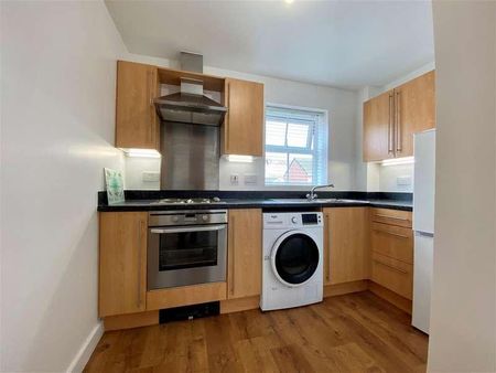 Erw Hir, Brackla, Bridgend County Borough, CF31 - Photo 2