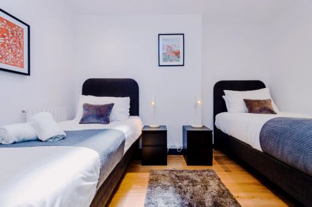 2 Bed - Photo 5