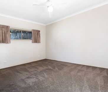 45 Lantau Crescent, Varsity Lakes QLD 4227 - House For Rent | Domain - Photo 3