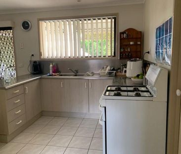 Situated in a quiet location - Photo 2