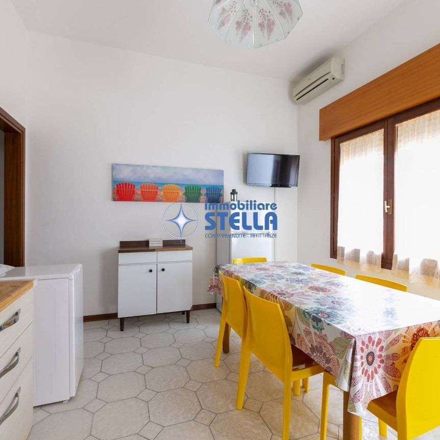 Trilocale via Andrea Bafile 16, Lido Centro Ovest, Jesolo - Foto 1
