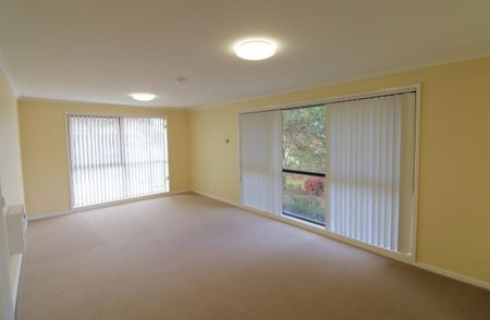 15 Hayden Close,Florey - Photo 5