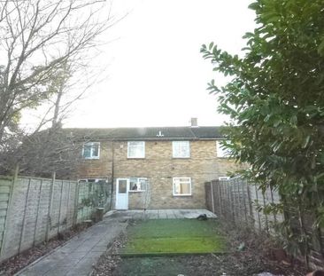 3 bedroom terraced house to rent - Photo 2