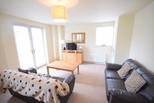 76 Bell Towers, Bell Towers South, BT72HD, Belfast - Photo 1
