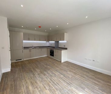 Heather Court, Emerald Avenue, GU51 - Photo 4