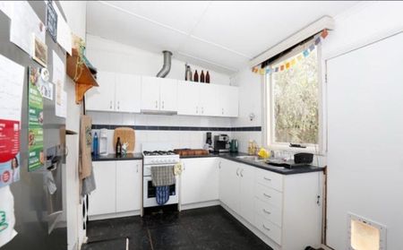 Northcote - Photo 3